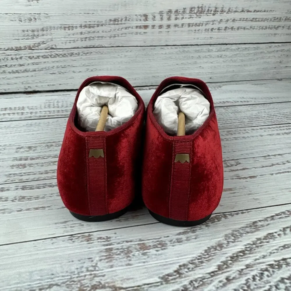 Birdies The Heron Womens 8.5 Slip On Flats Garnet Red Velvet